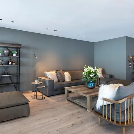 B Five Luxury Апартаменти Церматт